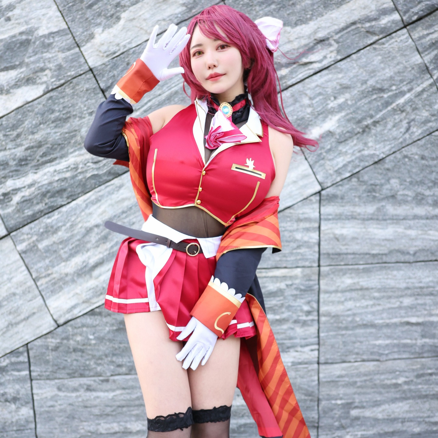 L罩杯《乙叶らら》过辣过激导致账号被停用!号称史上最巨的Coser!