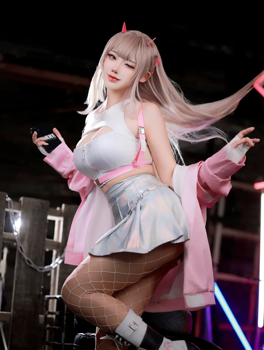 胸襟开阔《Yasal》正妹Coser「有容奶大」!