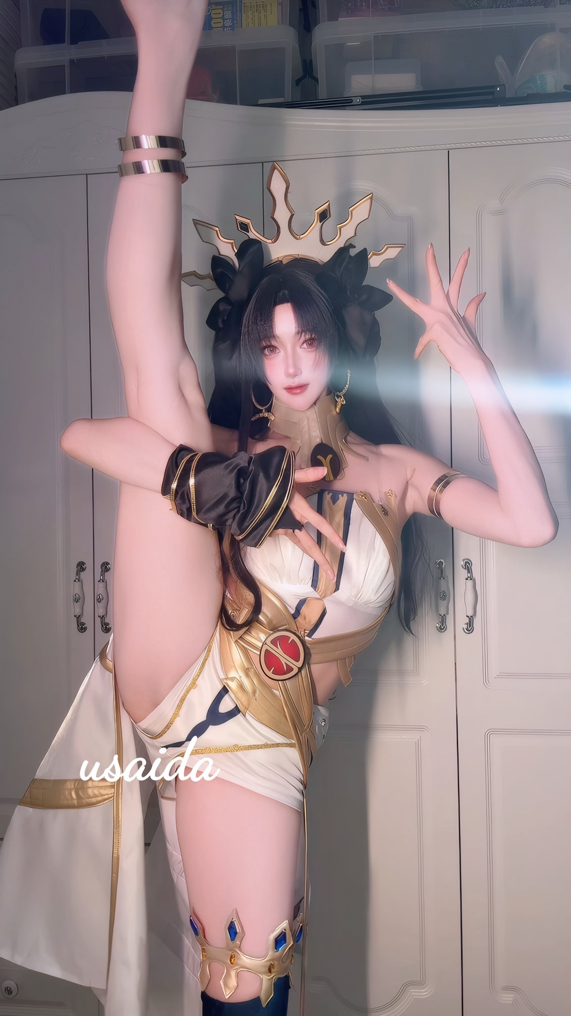 横劈、竖劈,怎么劈都很长!《兔田Nini》一字马简直是日常!