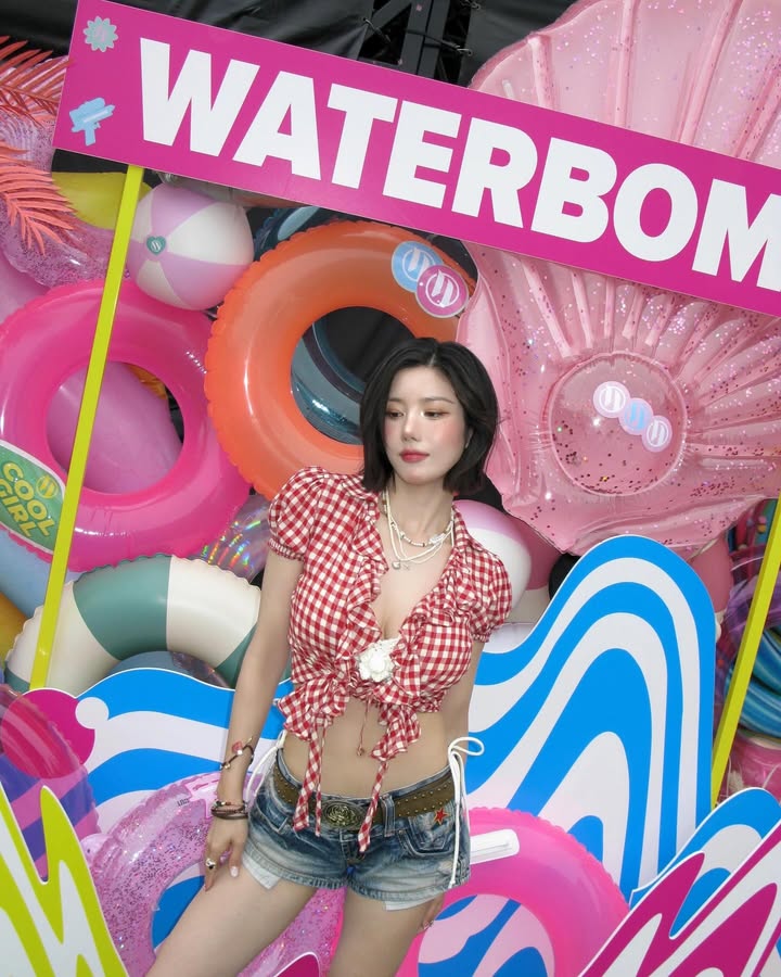 韩国泼水节「水炸弹」女神《权恩妃》火辣比基尼HIGH翻全场!