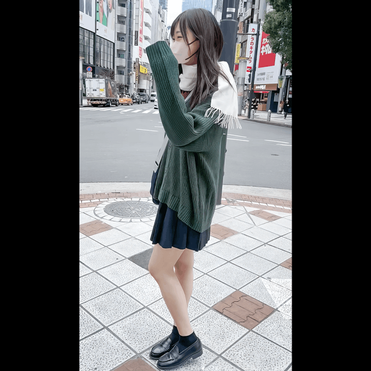 冲击性的地面波广告模特 172 厘米 18 岁