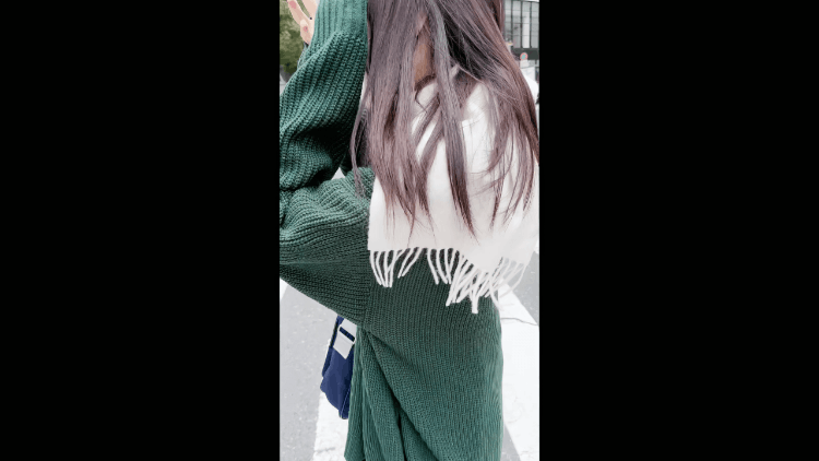 冲击性的地面波广告模特 172 厘米 18 岁