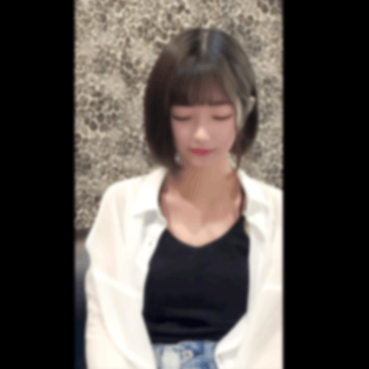 141cm 18歳 背伸びした格好