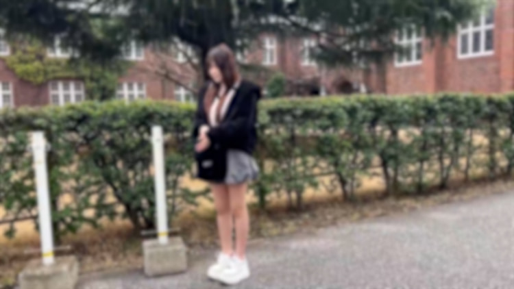 色白BODYで童顔大白兔なりなちゃん21歳♡