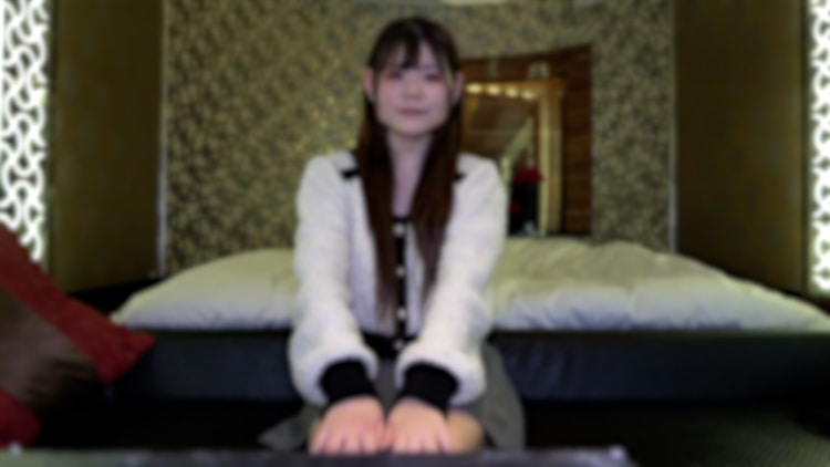 色白BODYで童顔大白兔なりなちゃん21歳♡