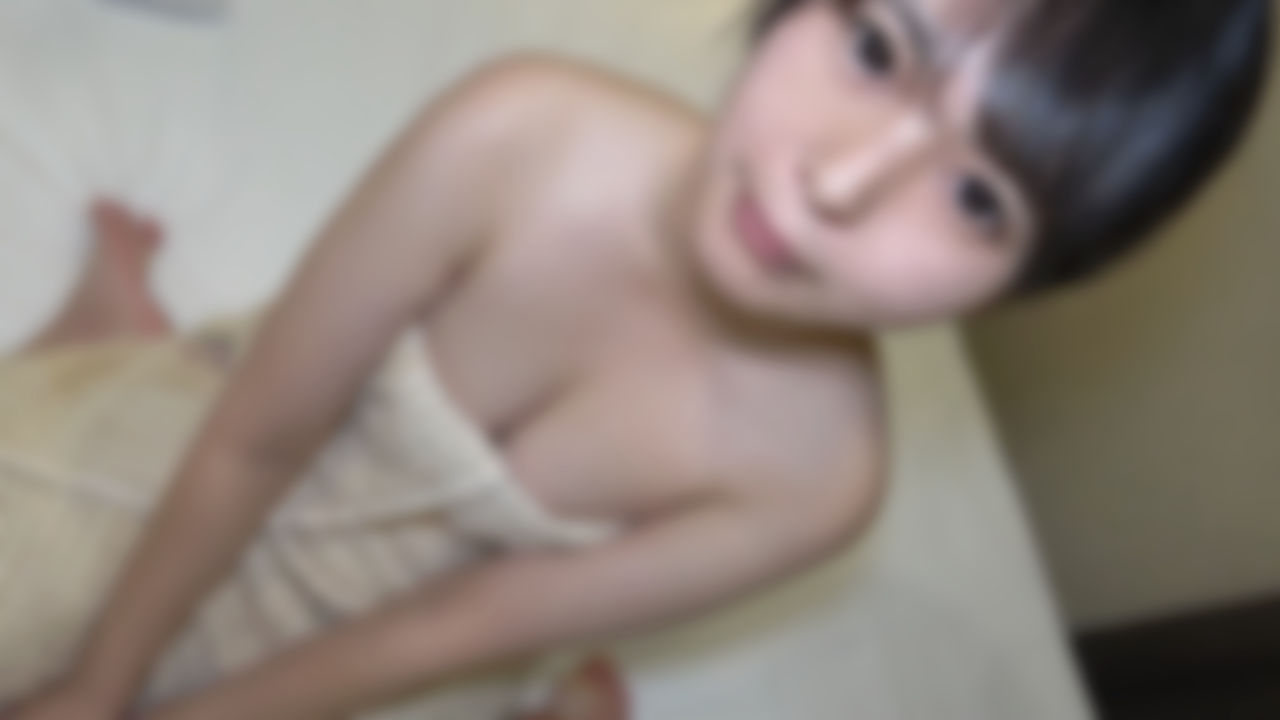 【影片】可爱脸蛋+黑森林！童颜小只女《浜部ののか》FC2下马！