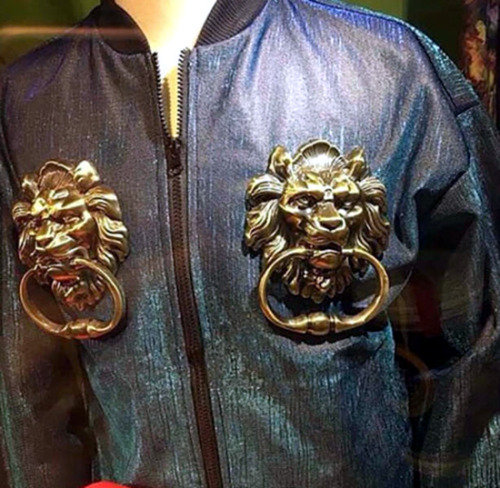 主题酒店的车震主题房