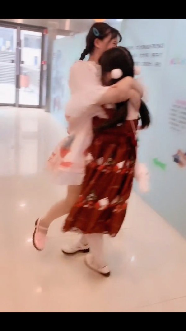 别再说什么雨女无瓜，这么热的天，怎能没有瓜吃呢？