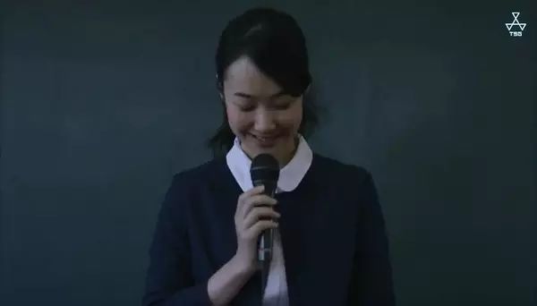 《瑞普·凡·温克尔的新娘》岩井俊二把女优的故事拍到唯美！