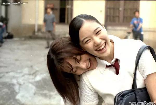 《瑞普·凡·温克尔的新娘》岩井俊二把女优的故事拍到唯美！