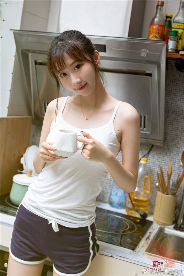 爱劳动，也爱吃瓜，这样的女孩要不要