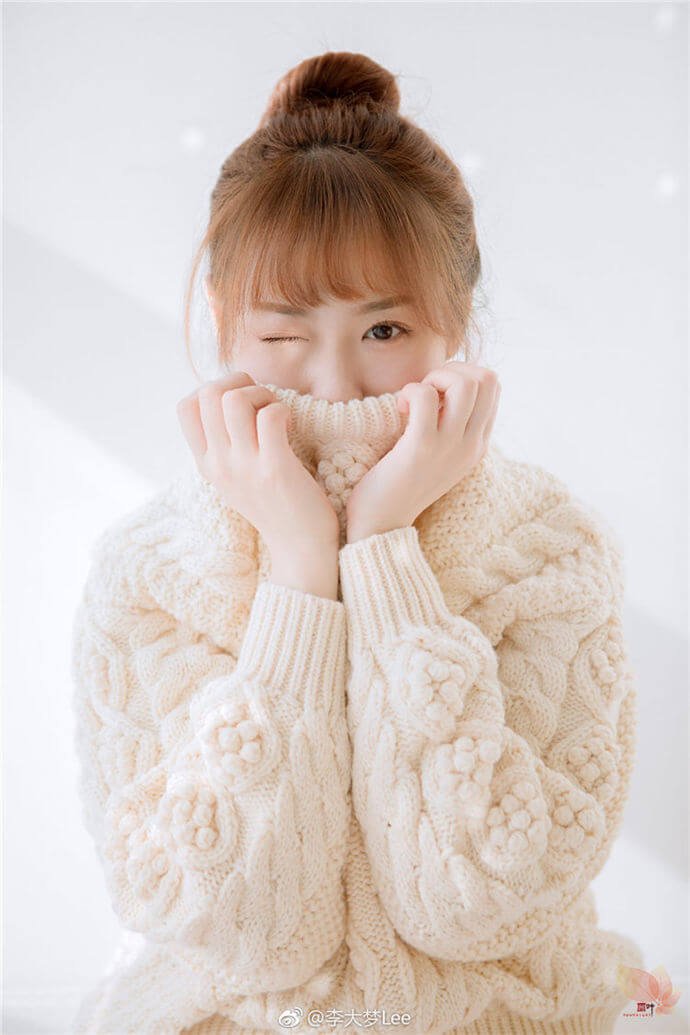 雪和云飘进梦里，我奔向你……