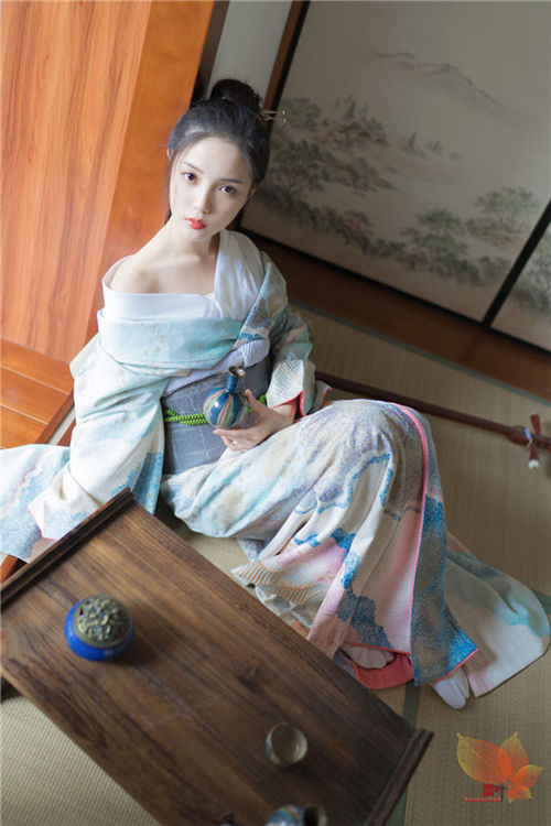 穿和服的小姐姐组图：真是美腻了！