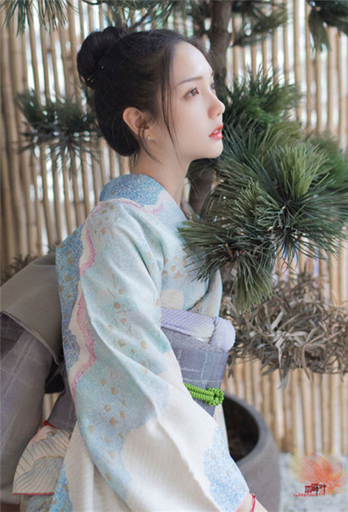 穿和服的小姐姐组图：真是美腻了！