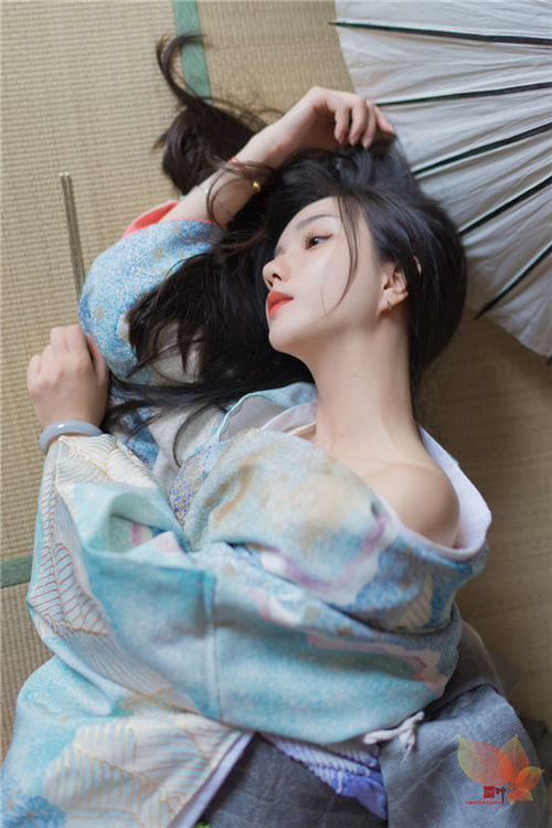 穿和服的小姐姐组图：真是美腻了！