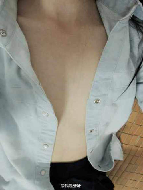 内涵图：惨不忍睹的贫乳大赛