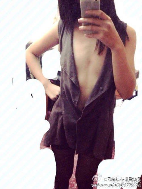 内涵图：惨不忍睹的贫乳大赛