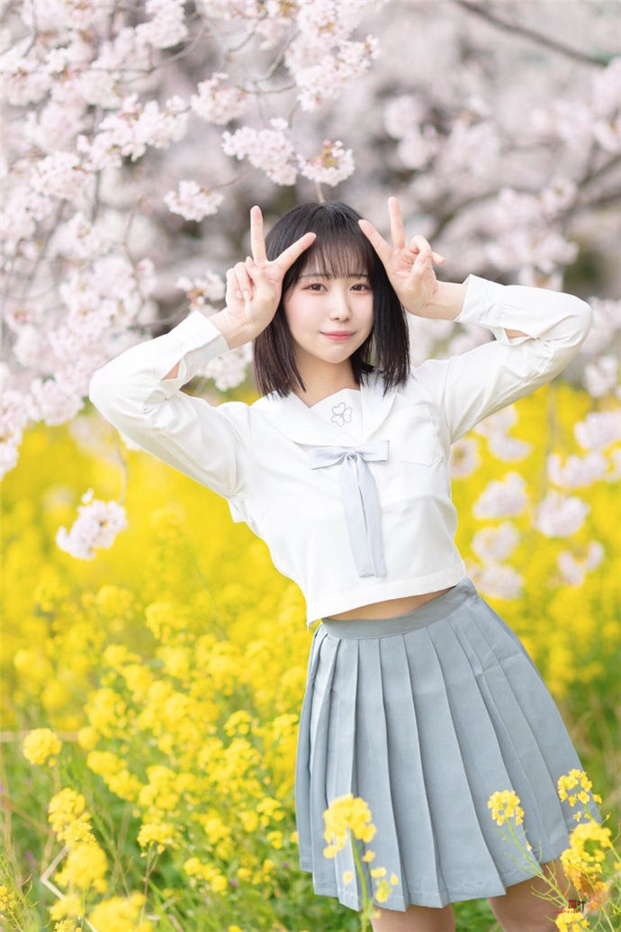 低调的萌系小天使こまる，成功征服网友的心！