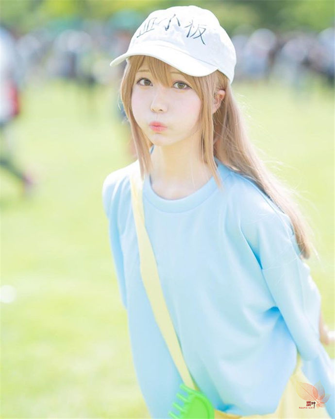 低调的萌系小天使こまる，成功征服网友的心！