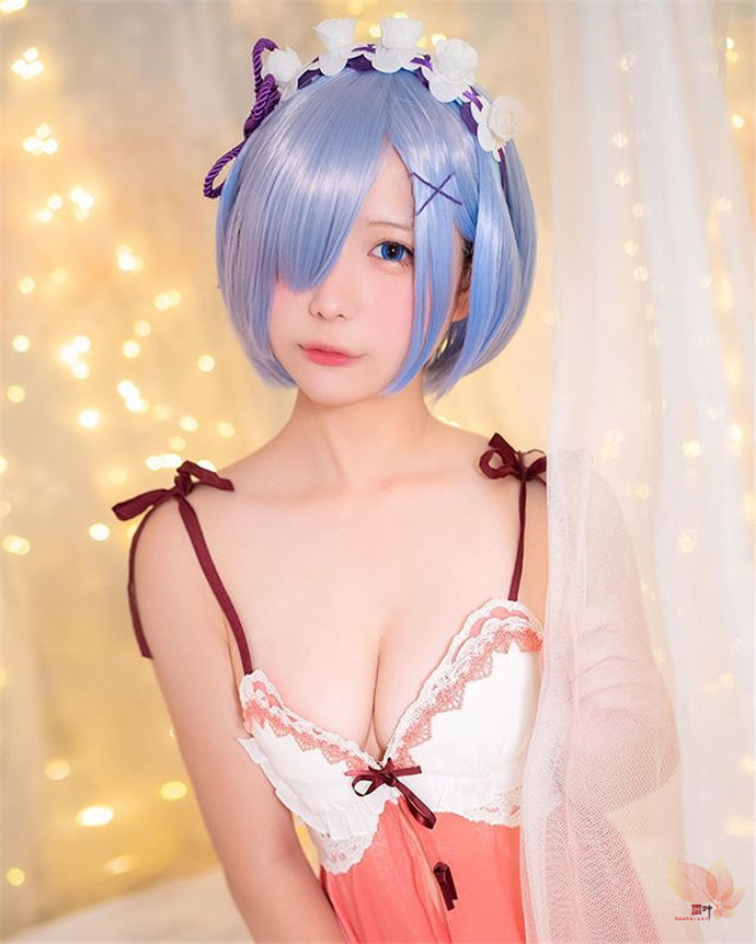 低调的萌系小天使こまる，成功征服网友的心！