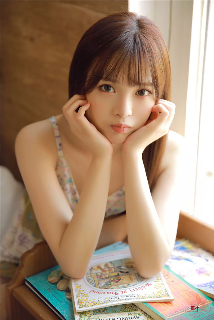 邻居小姐姐1.jpg