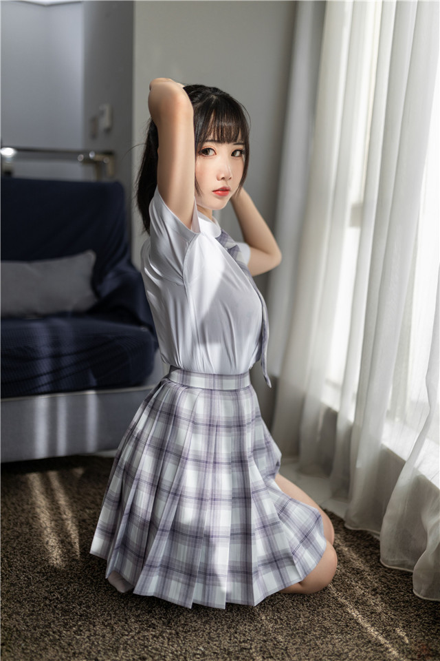 面饼仙儿 - 制服少女 