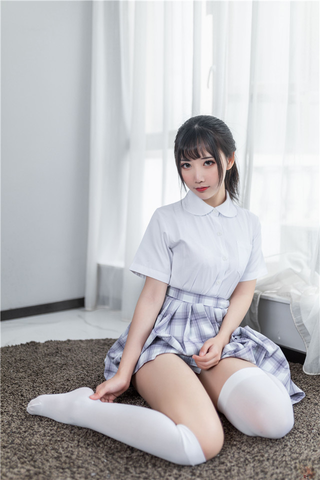 面饼仙儿 - 制服少女 