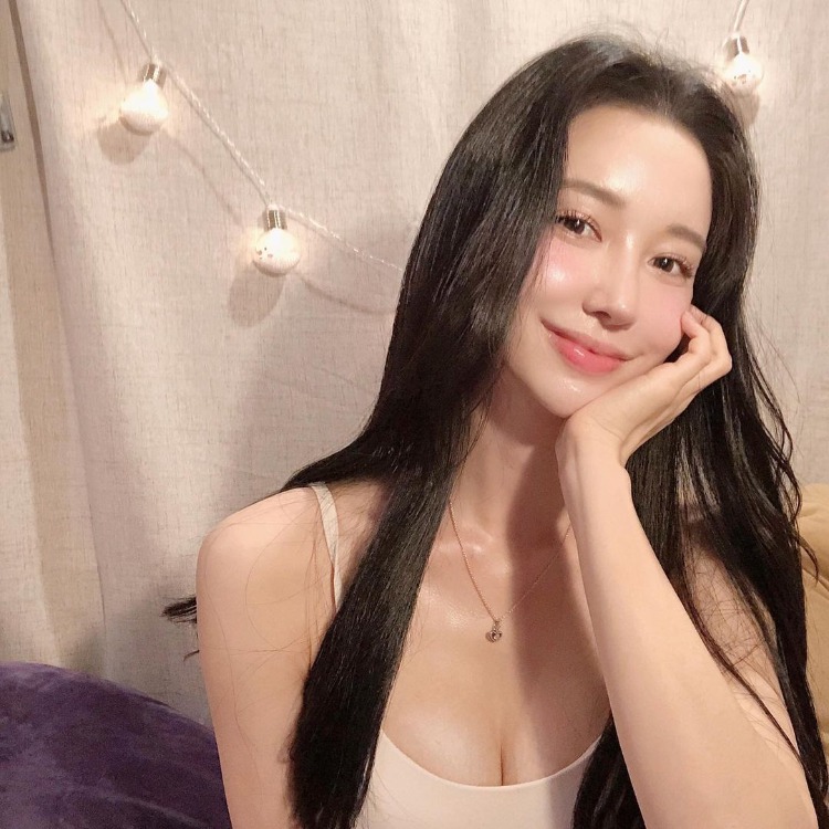 天菜级别的皮拉提斯「正妹老师」！仙女神颜值和惊人好身材