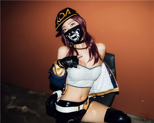 韩模MoonNightSnap] KDA Akali Mona同人写真