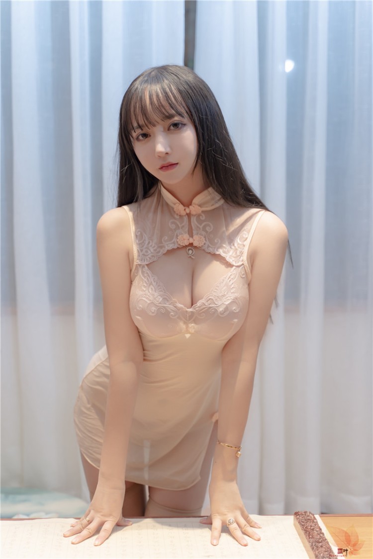 主播 过期米线线喵 之 水下旗袍