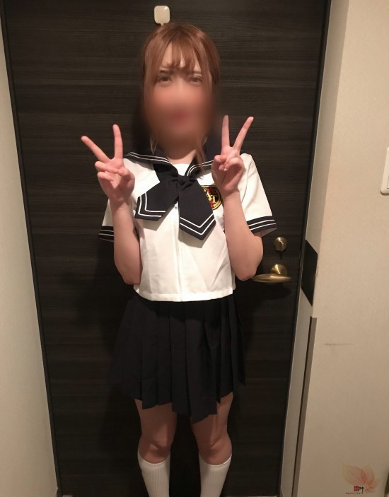 [个人拍摄] F 杯美丽的女孩捕食