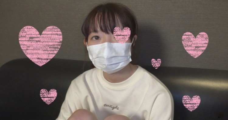 18 岁 ★ 婴儿脸的小魔鬼 - ♥ 