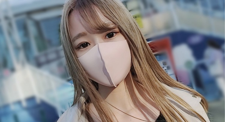 現役金髪女子大生