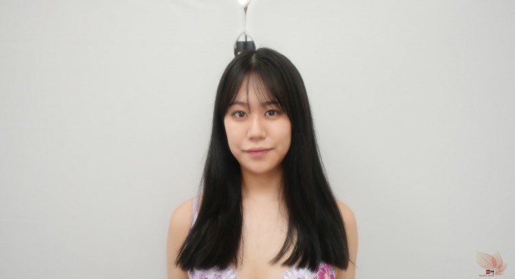 20岁的护理学生出现！