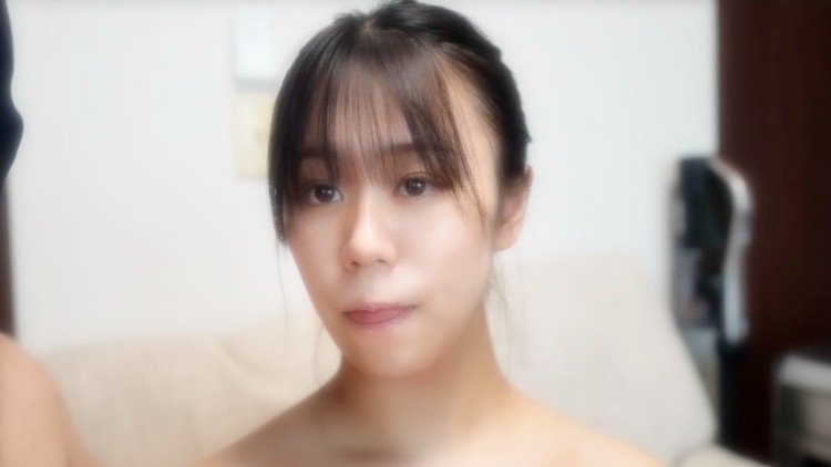 20岁的护理学生出现！