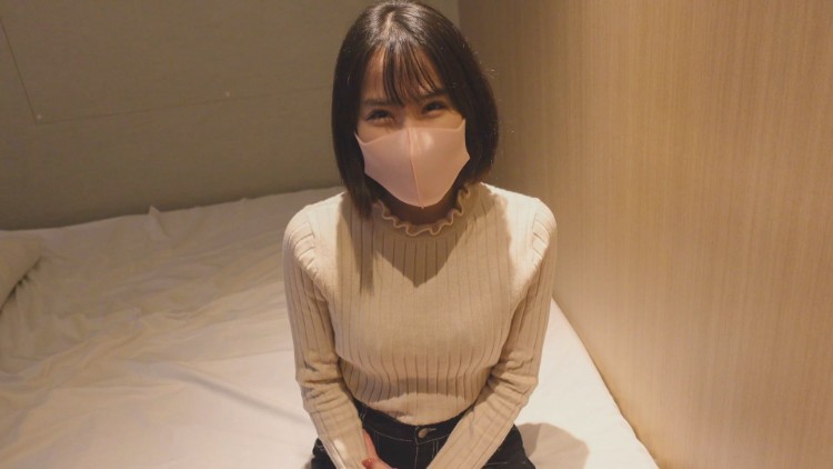 苗条美丽的女孩的偶像脸与最可爱的孩子