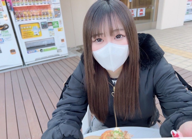 かわいいアニメ声の清纯色白G杯美少女！