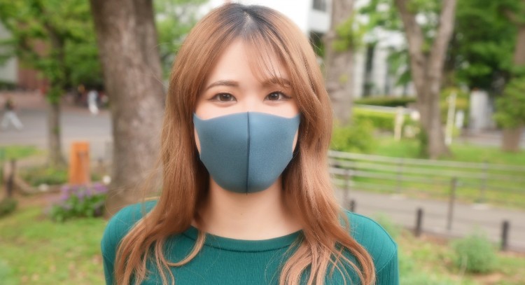 卒業式から１ヶ月、先々月まで高○３○生！、18才！