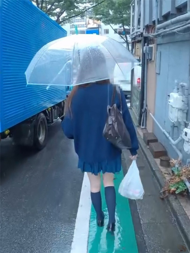 【手机撮り】恋は雨降りのように※すぐ消します。