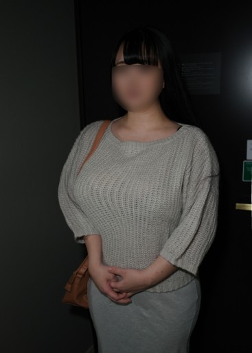 素人グラビア撮影「色白のすげー爆乳」※本人は既にSNS削除しています。FC2-PPV-3069959