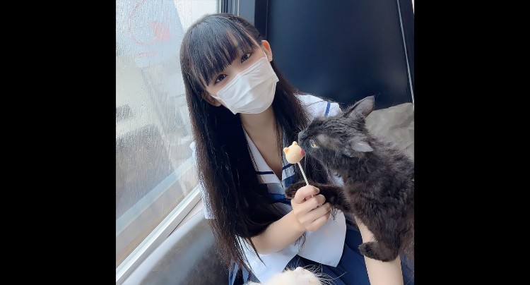 従順で幼気な容貌に隠された裏の顔・・・FC2-PPV-3102525