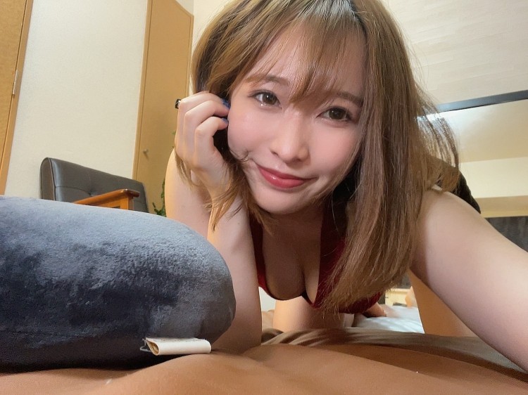 天然G杯のあの美容部員FC2-PPV-3053303