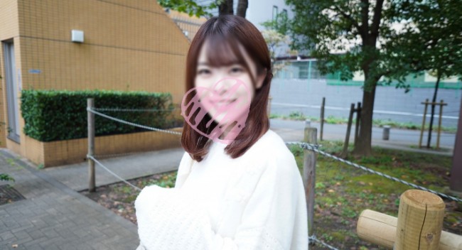 バイトしながら偶像活動をする夢酱