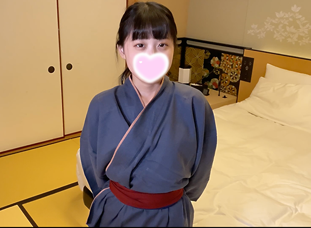 清新的空气，又是极品美女。樱花 18 岁