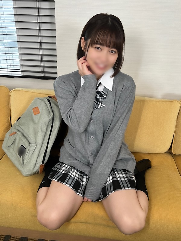 むっちむちボディの18岁の登場です。