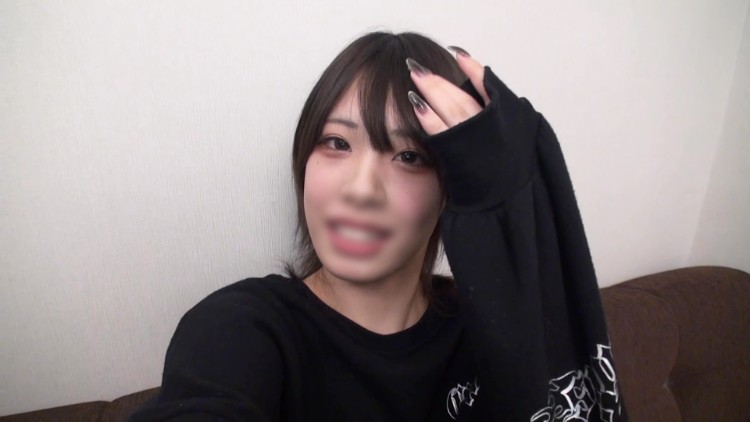 純白肌のめちゃくちゃ可愛い子です。