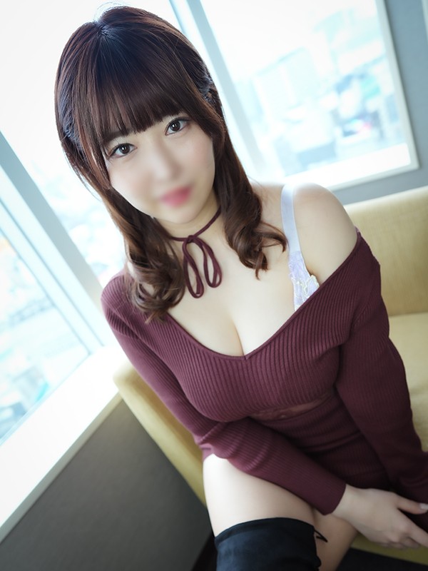 姐姐七海 25 岁