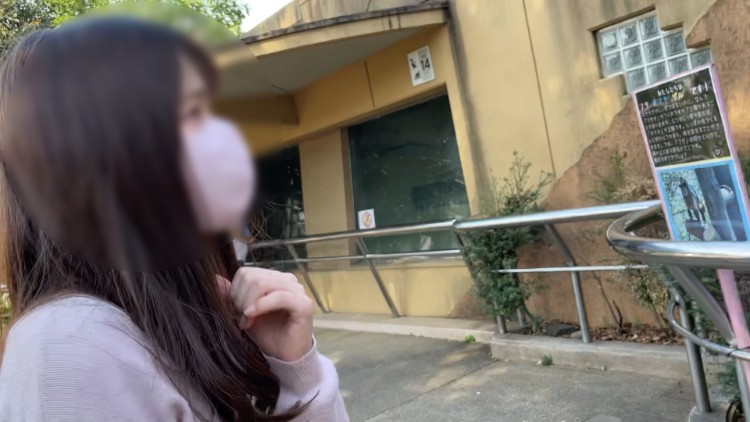 章鱼烧店员爱酱