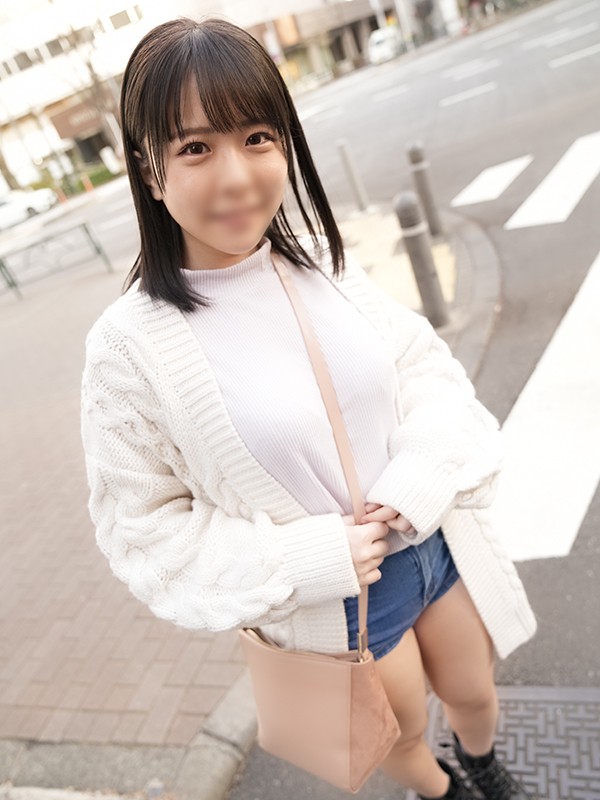 小夏20岁，感觉像情人