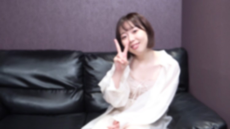 超可爱短发出租女友。